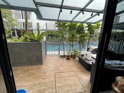Charlton 27 (D19), Terrace #393385521